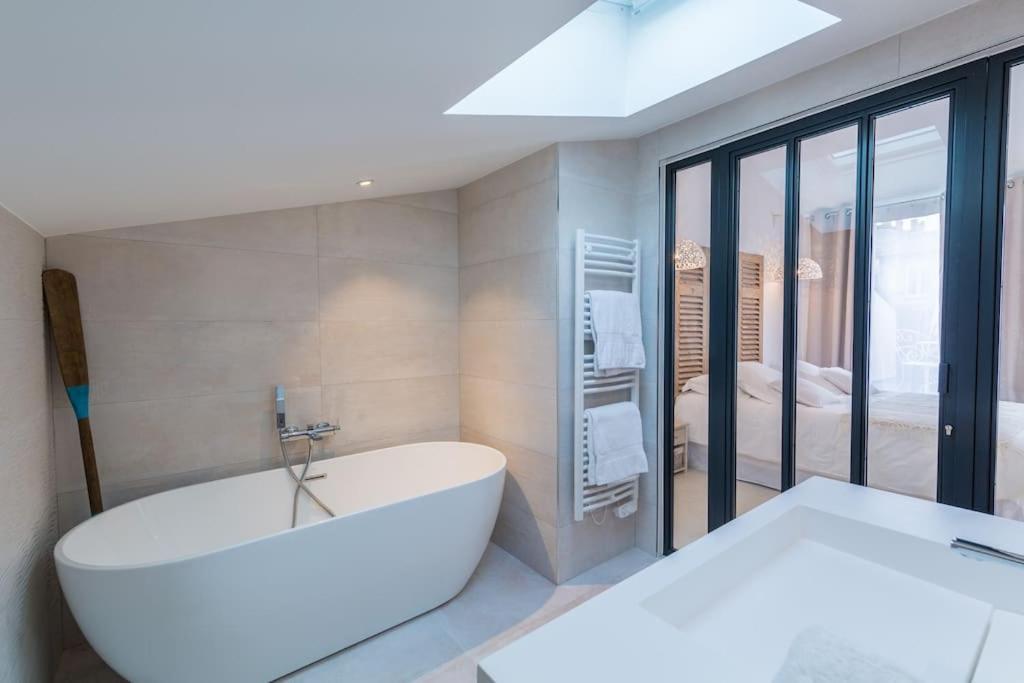 Maison D'Hotes, Terrasse & Jacuzzi En Plein Centre Bordeaux Eksteriør billede